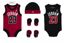 Load image into Gallery viewer, Nike/Jordan 5 Pc Baby Gift Sets 0-6 Months
