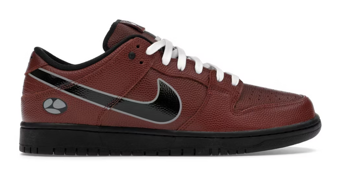 Nike SB Dunk Low Limosine Skateboards