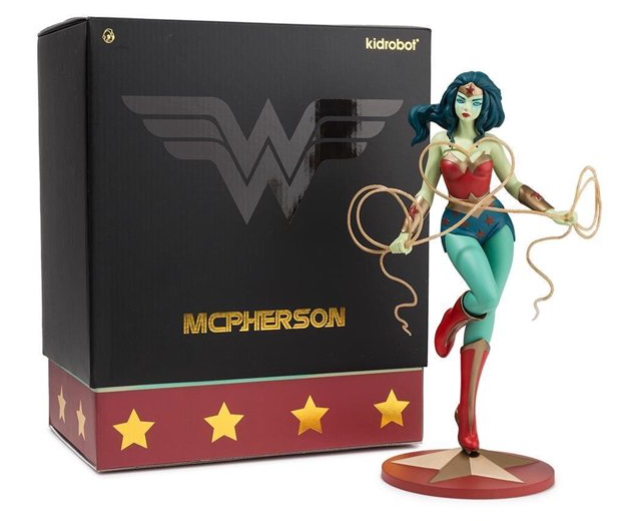 LIMITED EDITION WONDER WOMAN 11