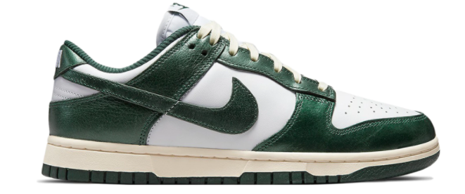 Nike Dunk Low Vintage Green (W)