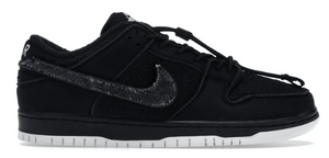 Nike SB Dunk Low Gnarhunters