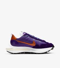 Nike Vaporwaffle sacai Dark Iris