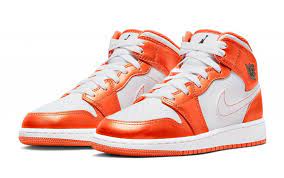 Jordan 1 Mid Metallic Orange