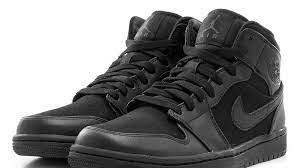 Jordan 1 Mid Triple Black