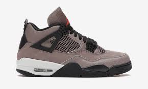 Jordan Retro 4 