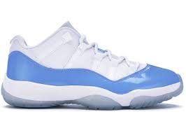 Jordan 11 Retro Low University Blue (2017)