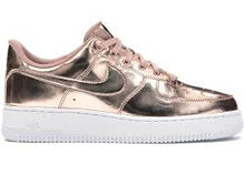 Load image into Gallery viewer, Nike Air Force 1 Low Metallic
